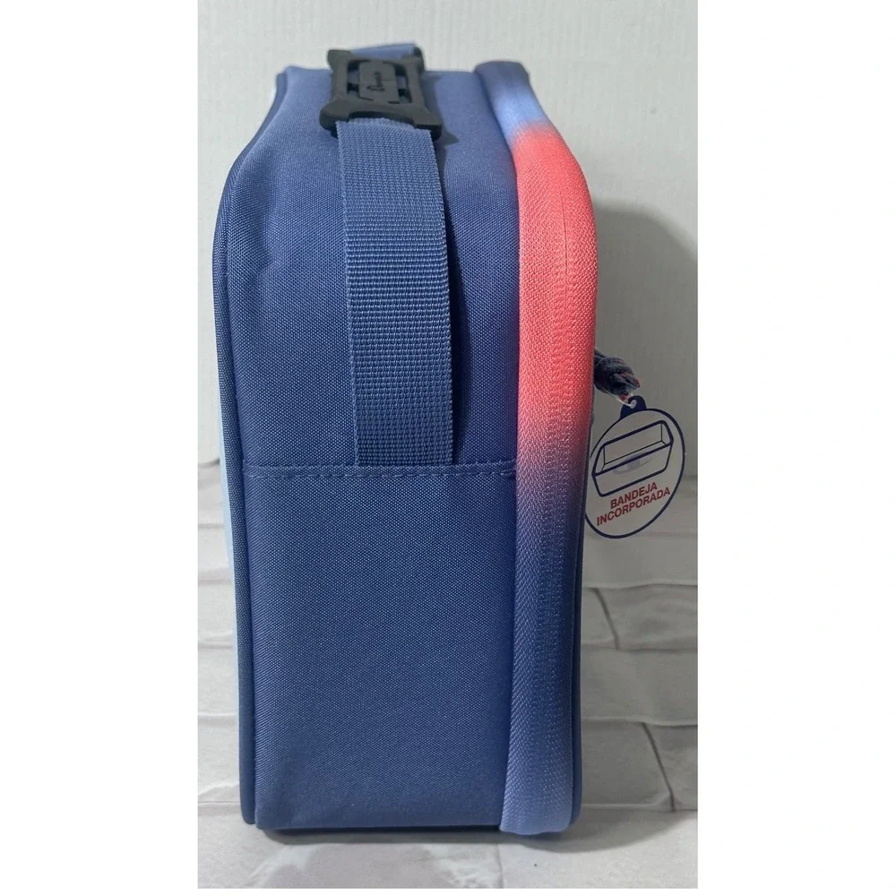 Champion‎ Insulated Lunch Box with Built-In Hard Shell Tray Blue Red T2717
